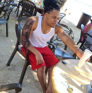 Meet your Posher, Oliver